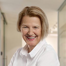 Hildegard Dueck